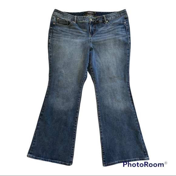 Torrid Premium Denim Jeans Blue Jeans Flare Bootcut Size 22R